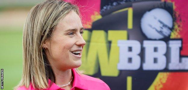 Ellyse Perry speaks to the media
