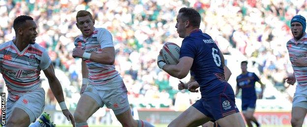 Mark Robertson in action for Scotland Sevens against England