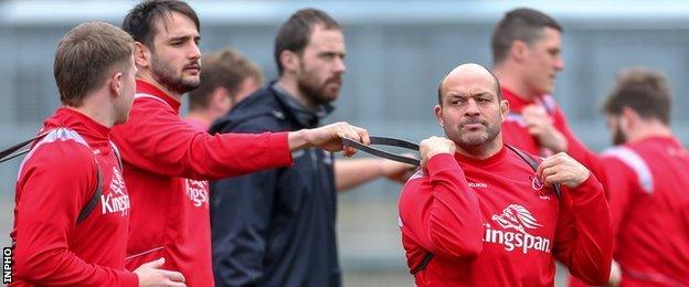 Rory Best trains with the Ulster squad last season before his retirement