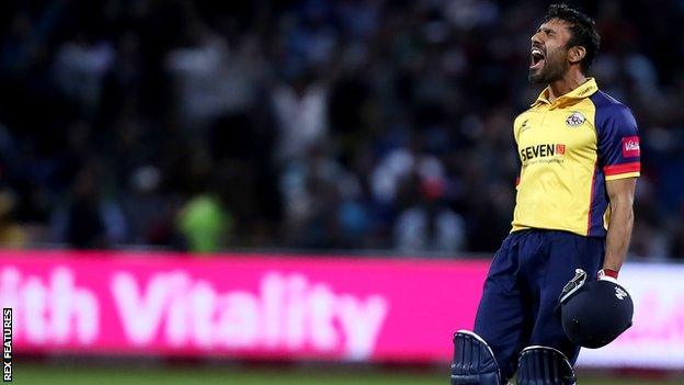 Ravi Bopara celebrates after Simon Harmer hit the winning runs in the final