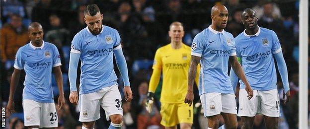 Manchester City players look frustrated