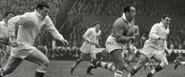 Billy Boston in action during the 1960 Rugby League Championship final