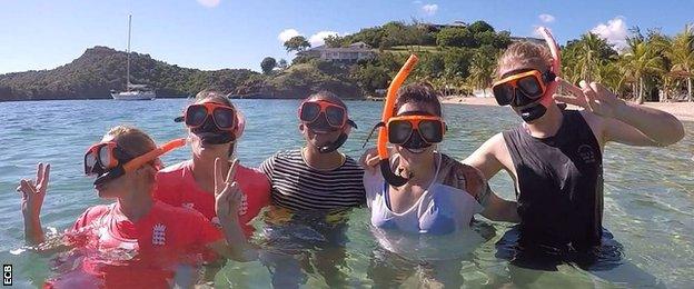 England players go snorkelling