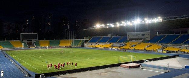 Aberdeen train in Kairat Almaty's stadium