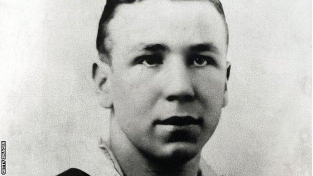 A young Matt Busby at Manchester City