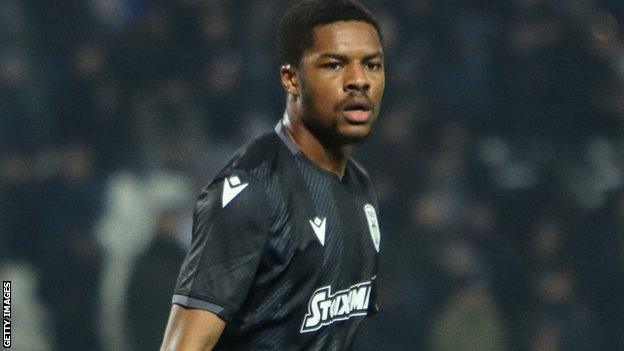 Chuba Akpom