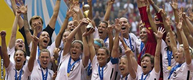 USA lift World Cup trophy