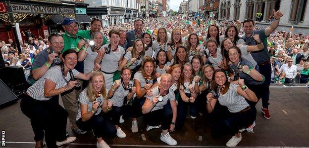 Ireland women's hockey team celebrate