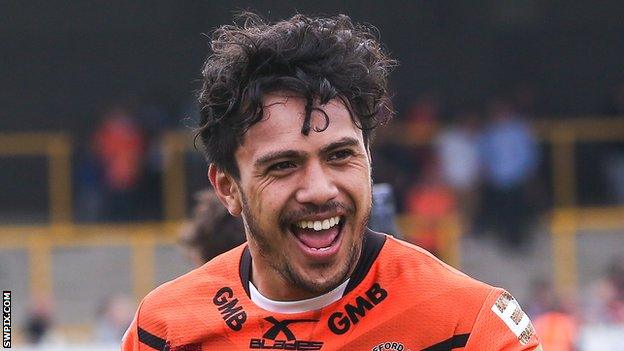 Denny Solomona