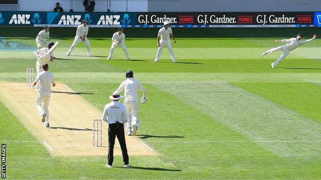 Kane Williamson takes a sensational diving catch at gully to remove Stuart Broad