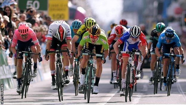 Primoz Roglic (centre) sprints to victory on stage one of the Tour de Romandie