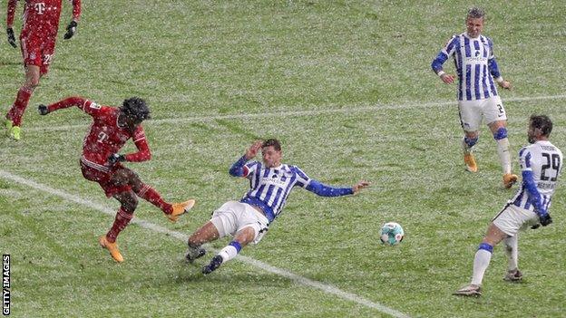 Kingsley Coman scores for Bayern Munich