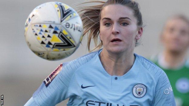 Melissa Lawley in action for Manchester City Women