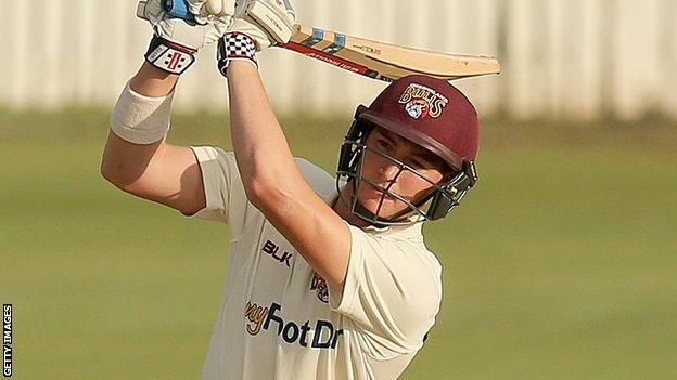 Matt Renshaw plays a shot for Queensland