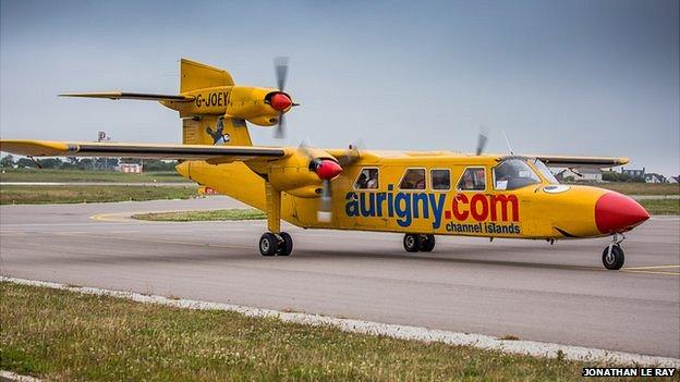 G-Joey taxiing at Guernsey Airport after completing last flight