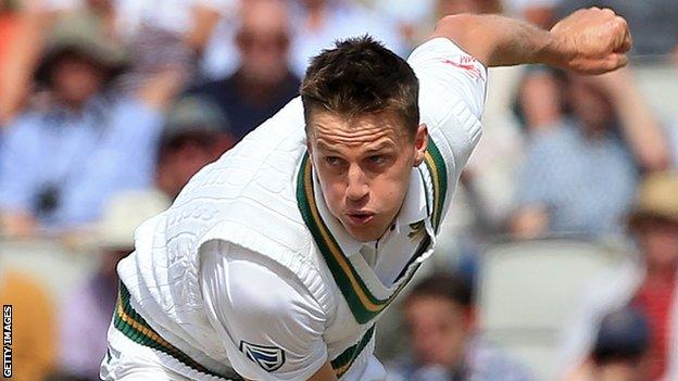 Morne Morkel bowling