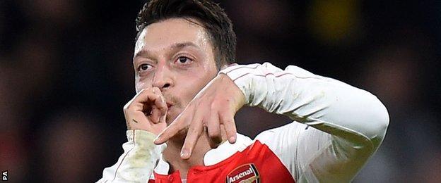 Mesut Özil