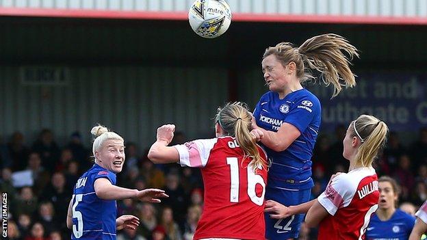 Erin Cuthbert scores for Chelsea