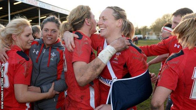 Wales celebrate beating England in the 2015 Six Nations