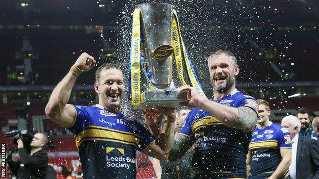 Jamie Peacock (right) and Danny McGuire celebrate Leeds' 2015 Grand Final win