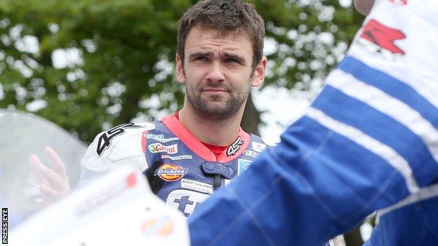 William Dunlop will ride for the Chris Dowd road racing team in 2016