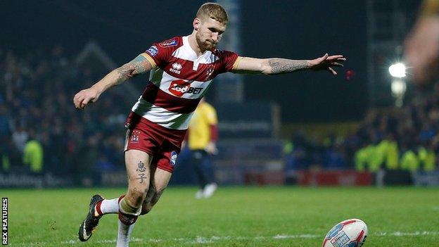 Sam Tomkins