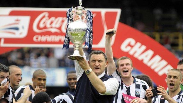 Tony Mowbray lifted the Championship title as manager of West Bromwich Albion in 2007-08