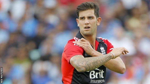 Jade Dernbach in action for England