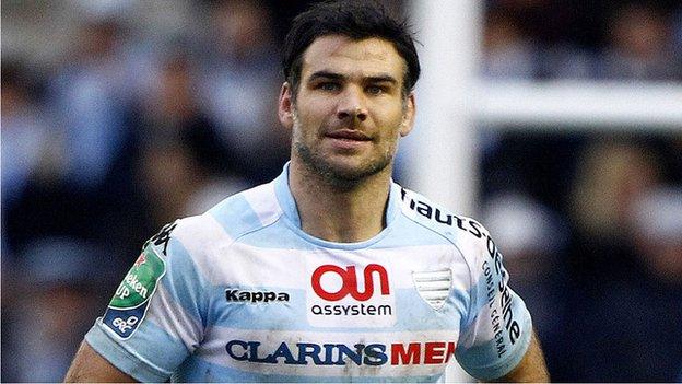 Mike Phillips in action for Racing 92