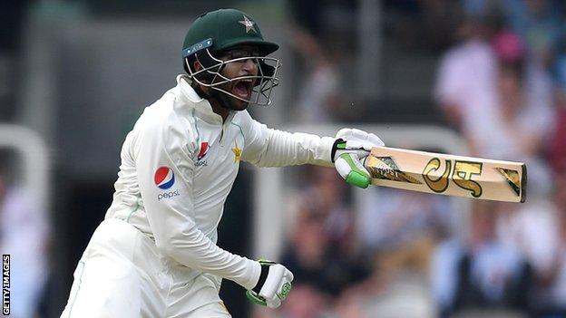 Imam-ul-Haq celebrates Pakistan's victory