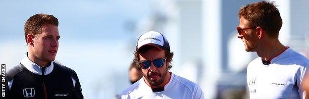 vandoorne, alonso, button