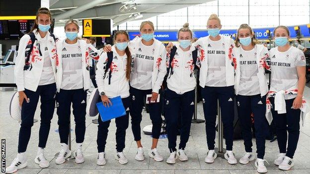 Team GB squad arriving in Tokyo