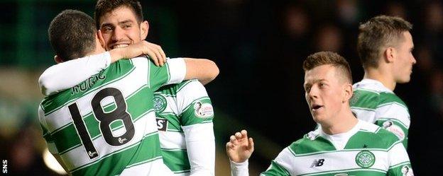 Celtic celebrate Nir Bitton's goal