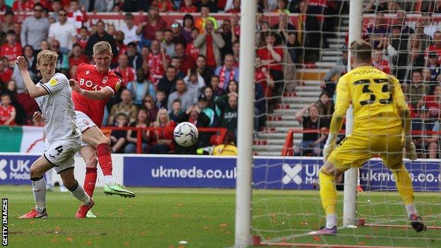 Sam Surridge scores for Forest