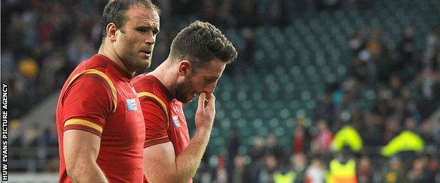 Jamie Roberts consoles Alex Cuthbert after Wales' World Cup defeat to South Africa