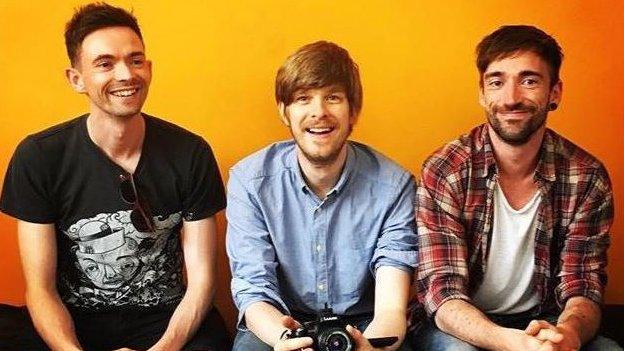 Three band members of Ttng