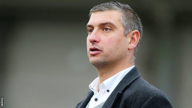 Portadown manager Matthew Tipton