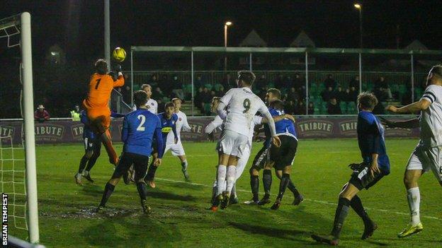 Truro City v Wimborne Town