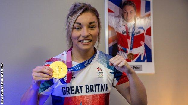 Lauren Price is aiming to add professional world titles to her Olympic gold