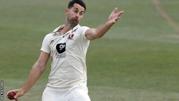 Tim Groenewald in action for Kent against Sussex