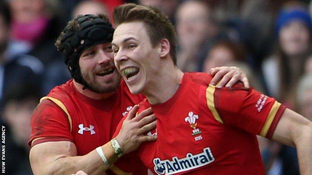 Leigh Halfpenny and Liam Williams