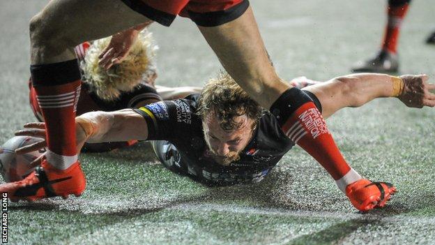 Chris Dean scores Widnes' first try of the match