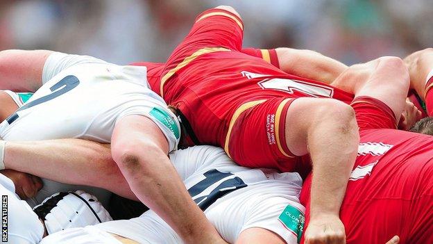 England v Wales scrum