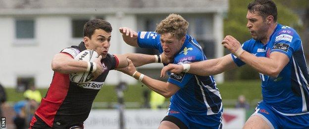 Edinburgh wing Damian Hoyland is denied a try