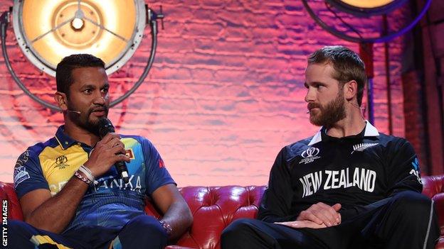 Sri Lanka captain Dimuth Karunaratne (left) and New Zealand skipper Kane Williamson (right) speak at a pre-World Cup media conference