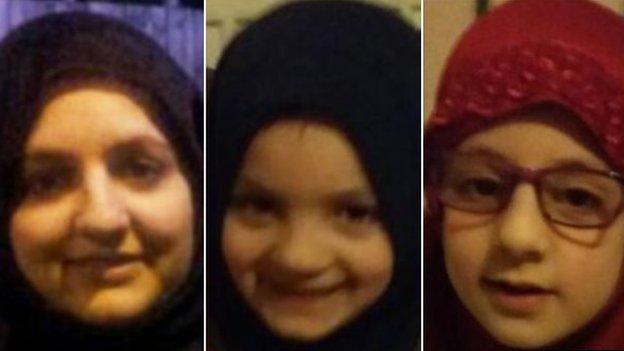 Zohra Dawood, 33, with her two children