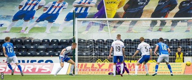 David Wotherspoon scores for St Johnstone against Kilmarncok