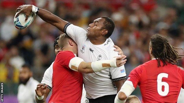 Leon Nakarawa offloads impressively against Wales