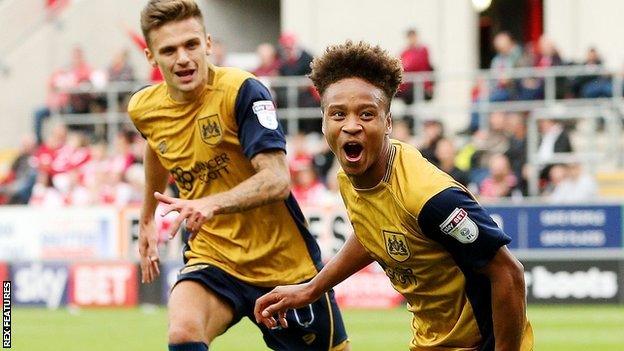 Bobby Reid (right)