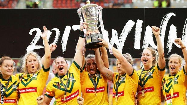 Australia's women team lift the Rugby League World Cup in 2017